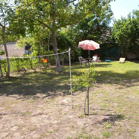 In - Balaton 18622 Tatil Evi