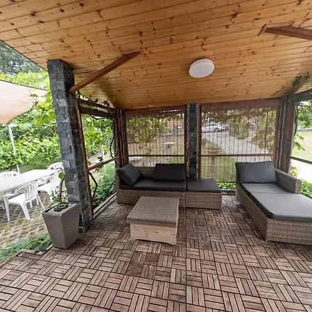 In Fonyod/balaton 18622 Holiday home