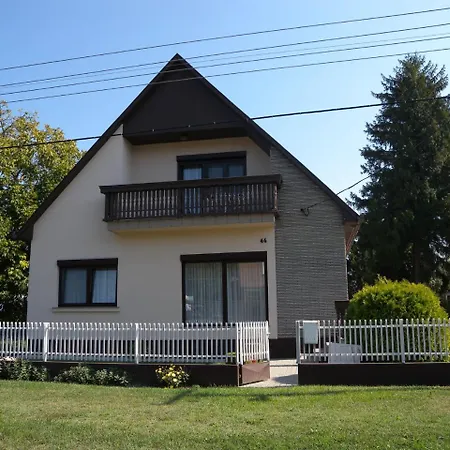 In - Balaton 18622 Vakantiehuis